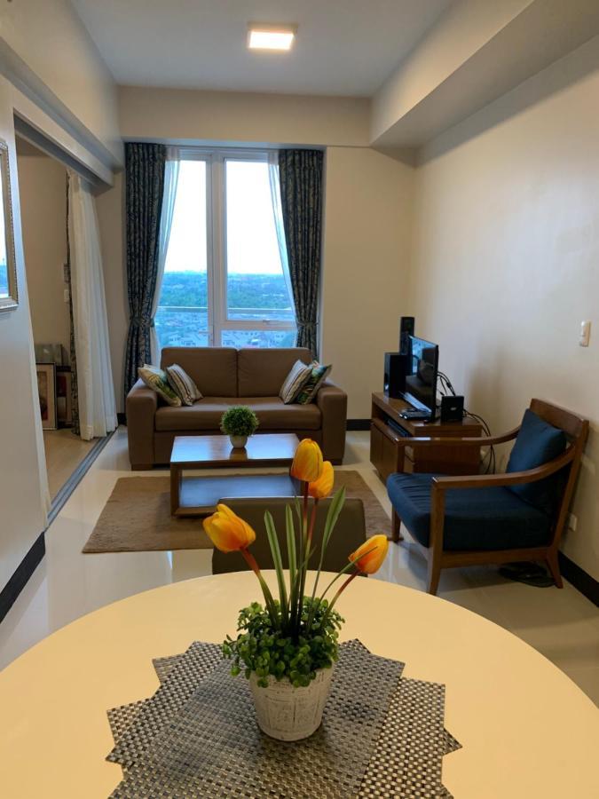 דירות מקטאן Mactan Newtown Deluxe Island Breeze מראה חיצוני תמונה