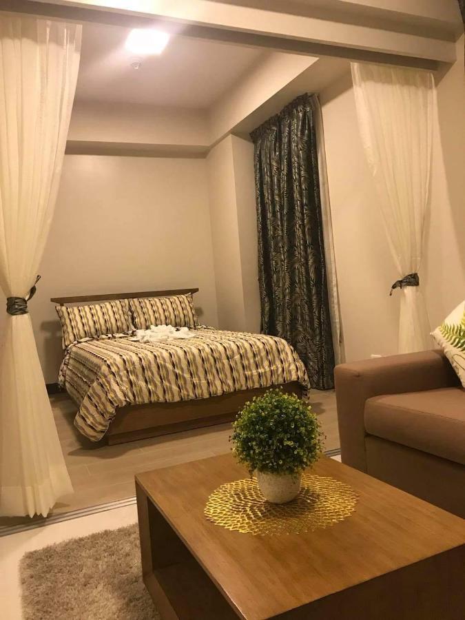 דירות מקטאן Mactan Newtown Deluxe Island Breeze מראה חיצוני תמונה