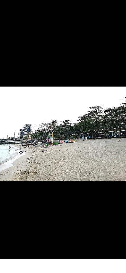 דירות מקטאן Mactan Newtown Deluxe Island Breeze מראה חיצוני תמונה